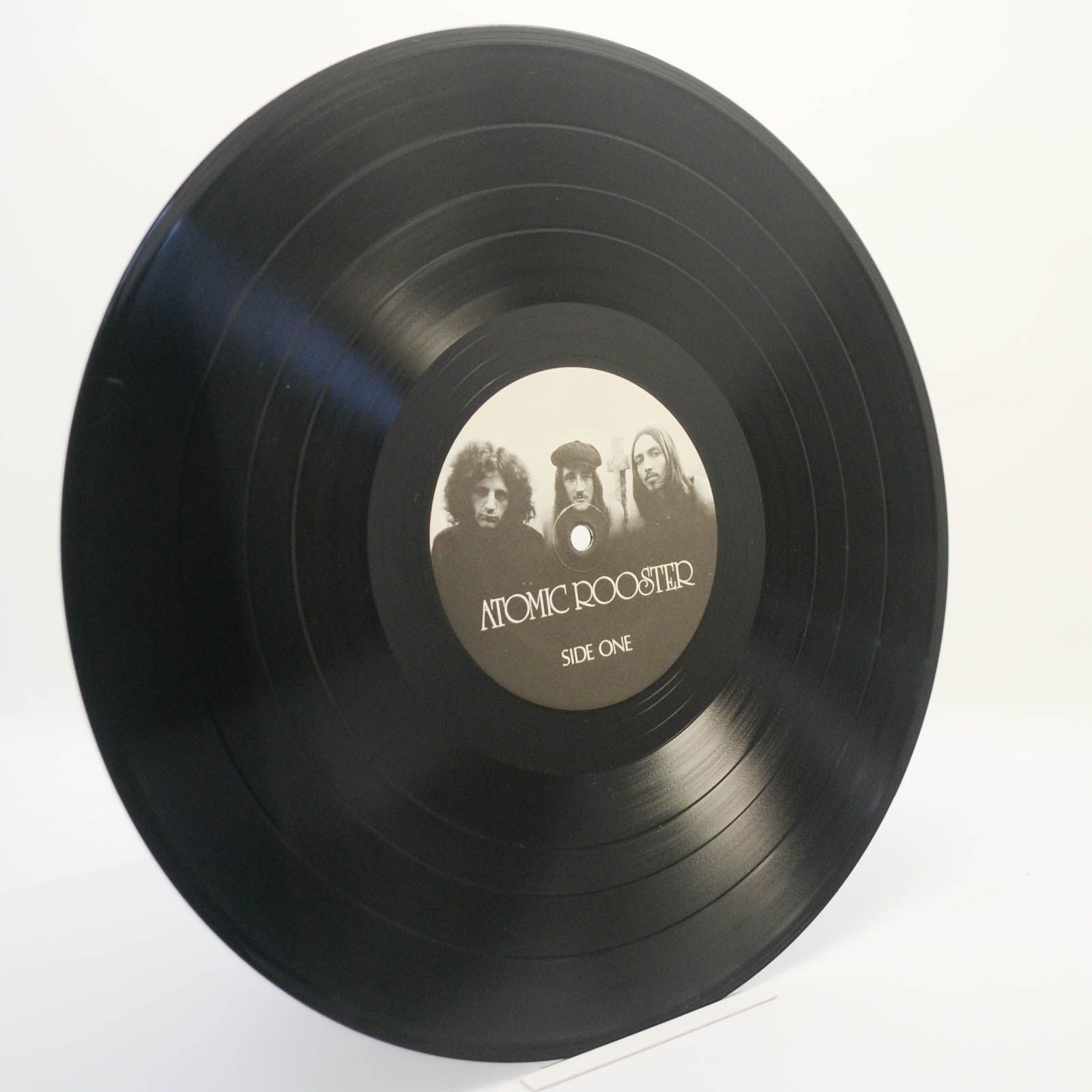 Виниловая пластинка Atomic Rooster — Death Walks Behind You, 1970
