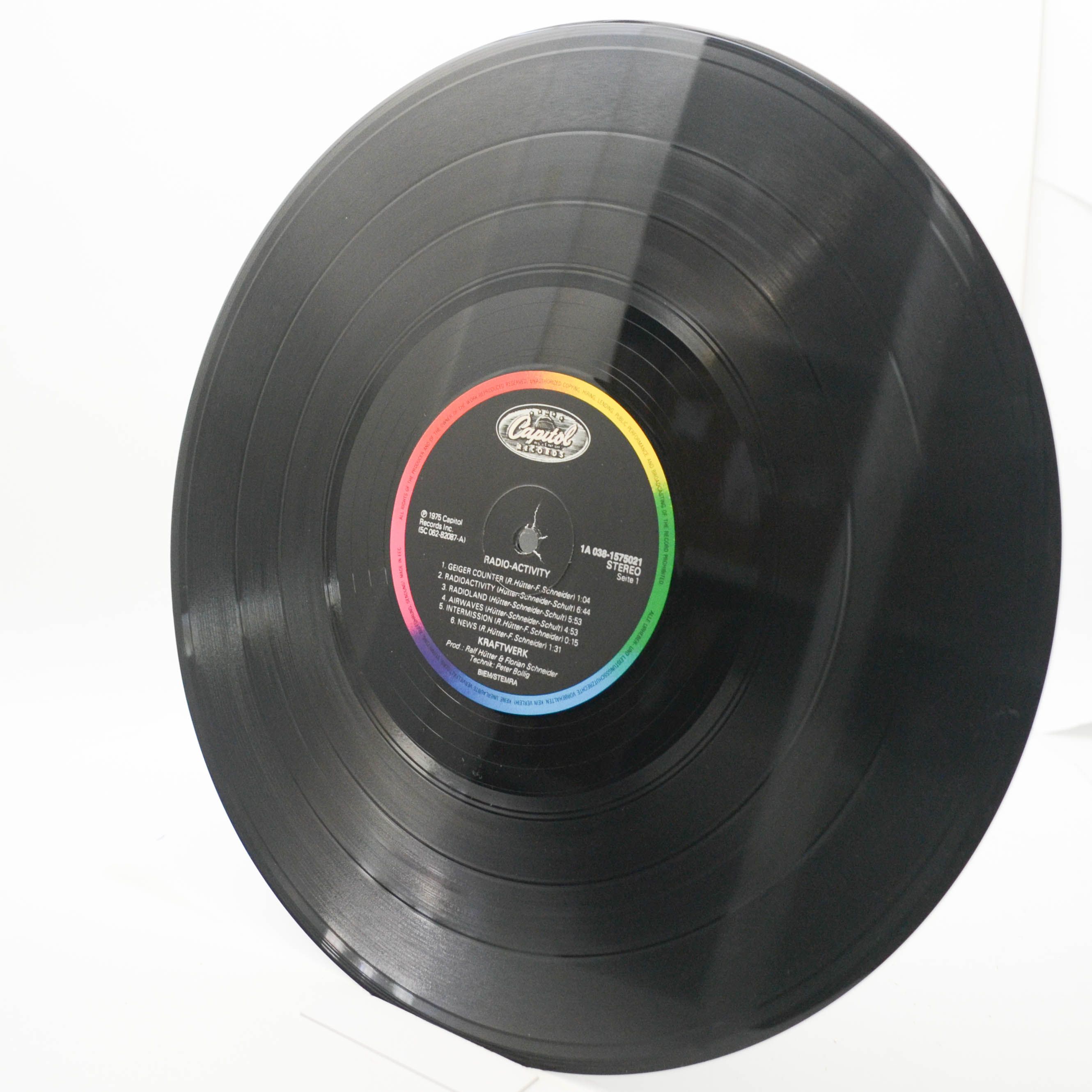 Kraftwerk — Radio-Activity, 1975