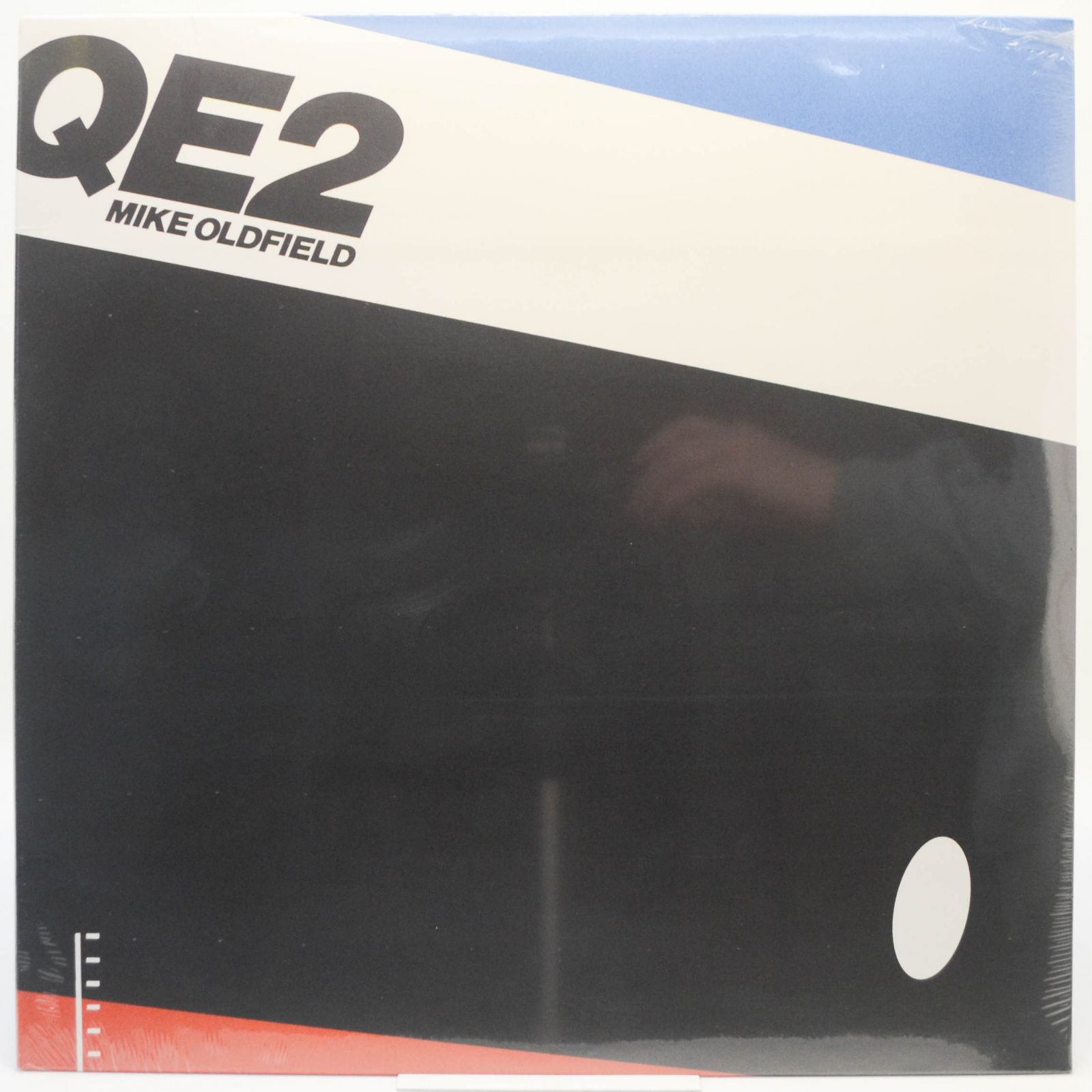 Mike Oldfield — QE2, 2012