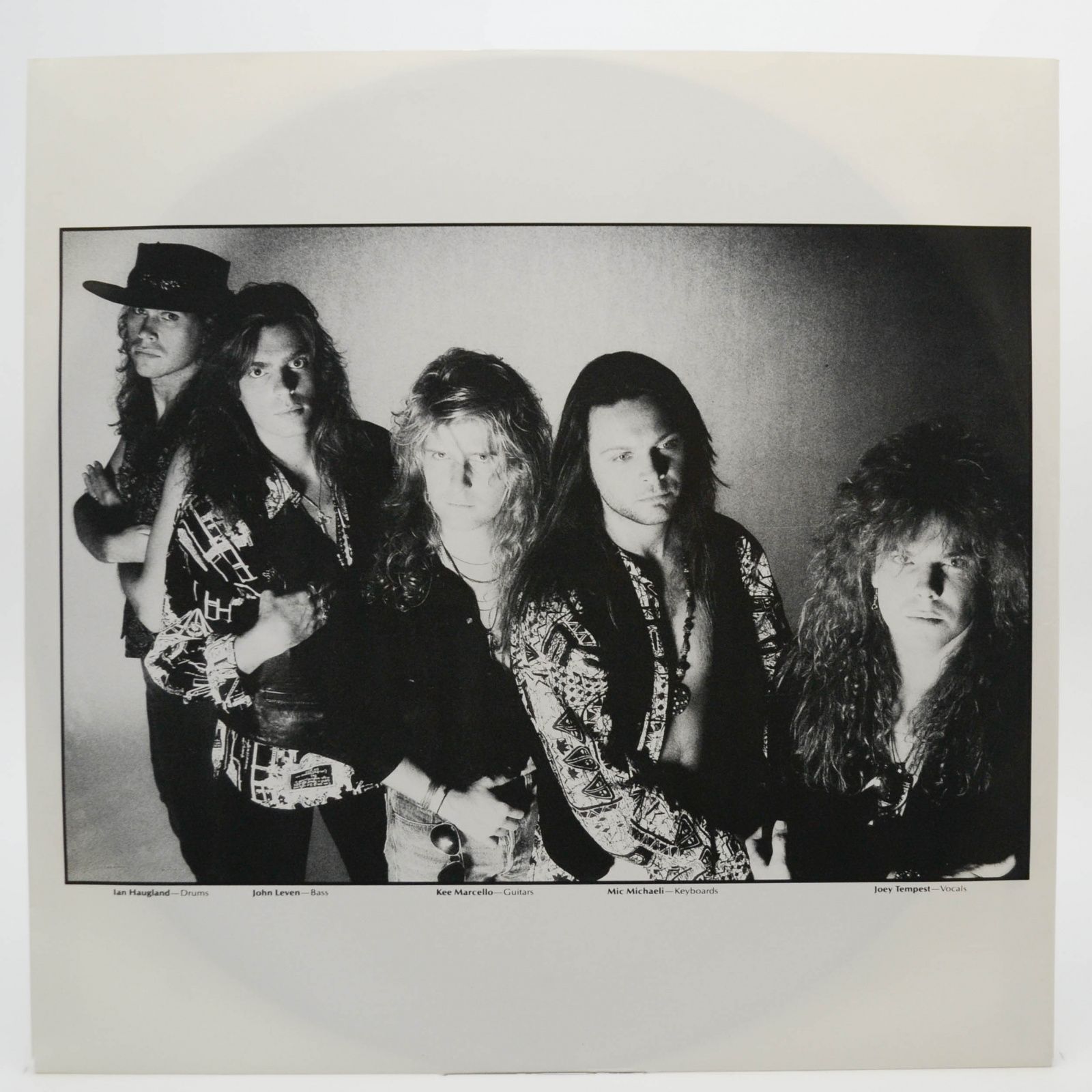 Europe — Prisoners In Paradise, 1991