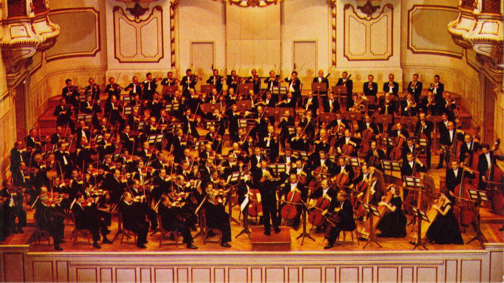 101 Strings