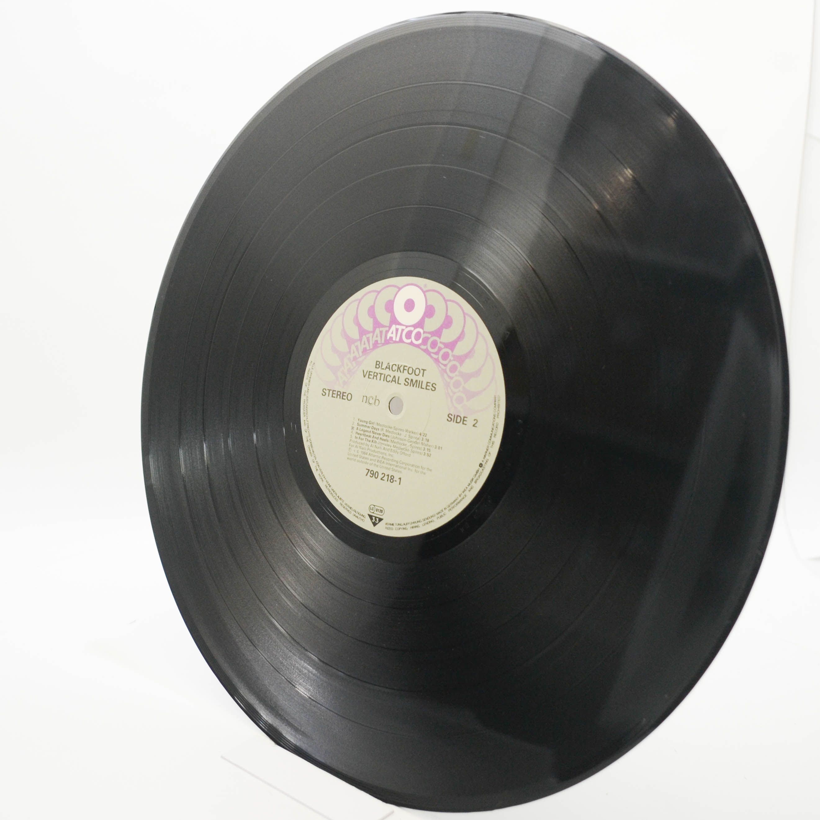 Виниловая пластинка Blackfoot — Vertical Smiles, 1975