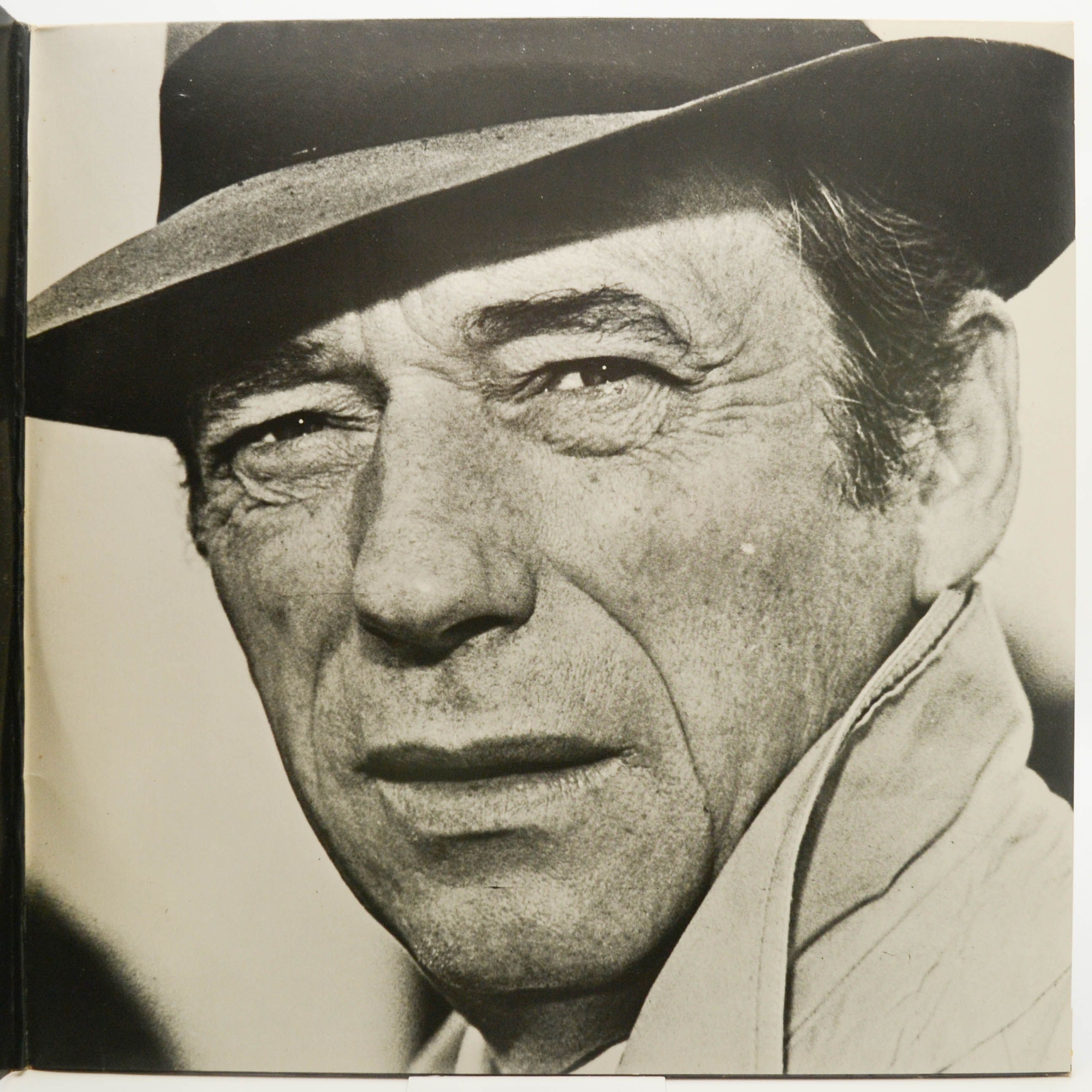 Yves Montand — Dis-Moi Jo (2LP, France), 1974