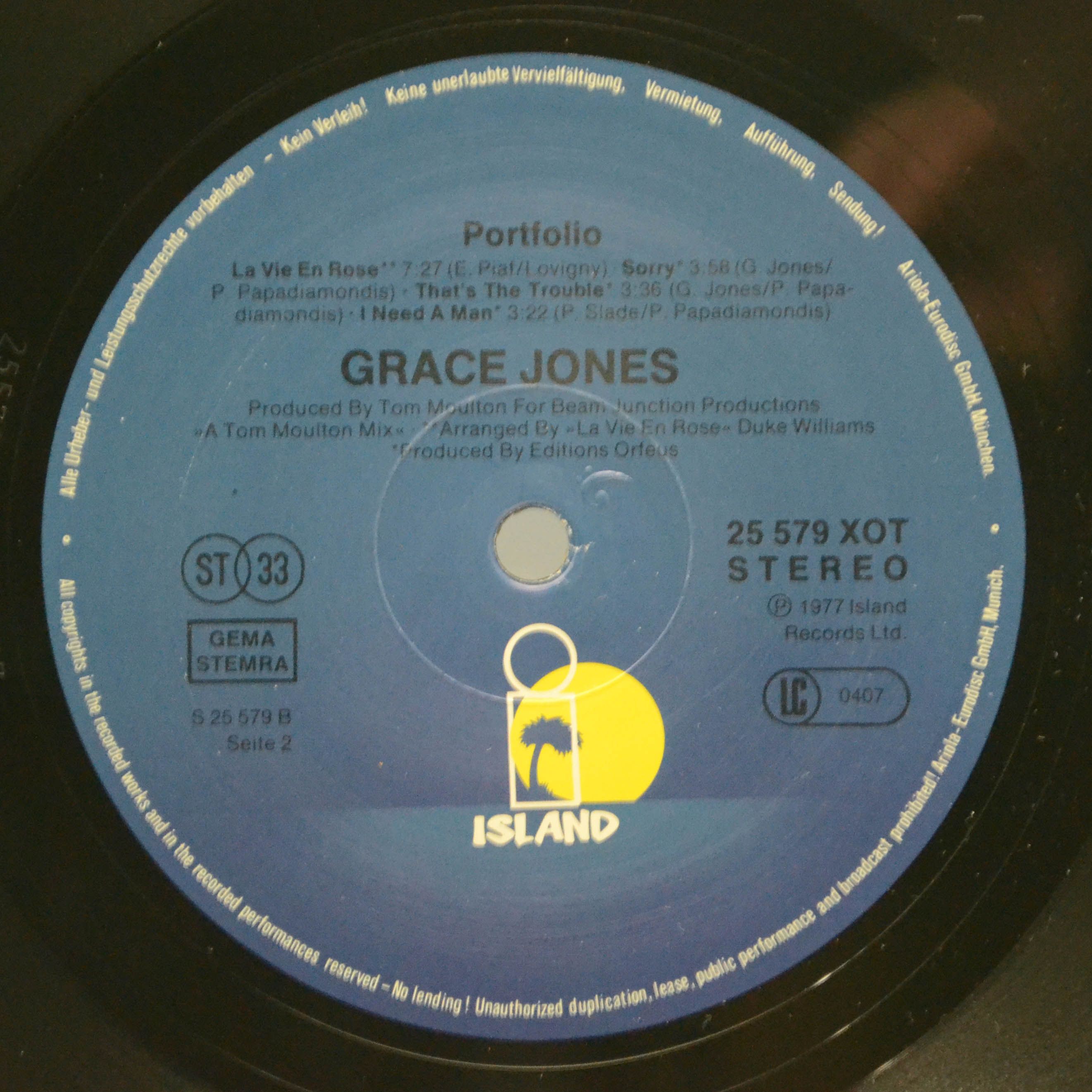 Виниловая пластинка Grace Jones — Portfolio, 1977