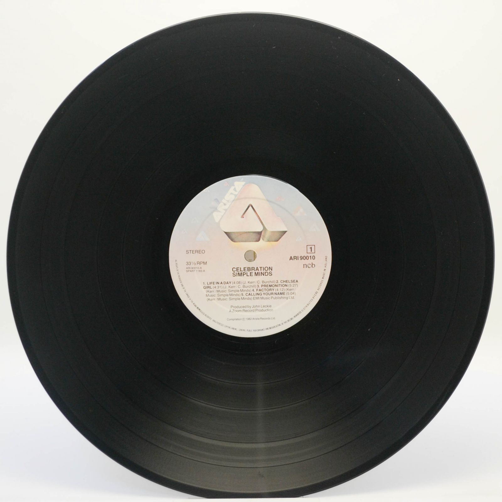Виниловая пластинка Simple Minds — Celebration, 1982
