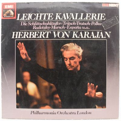 Leichte Kavallerie, 1977