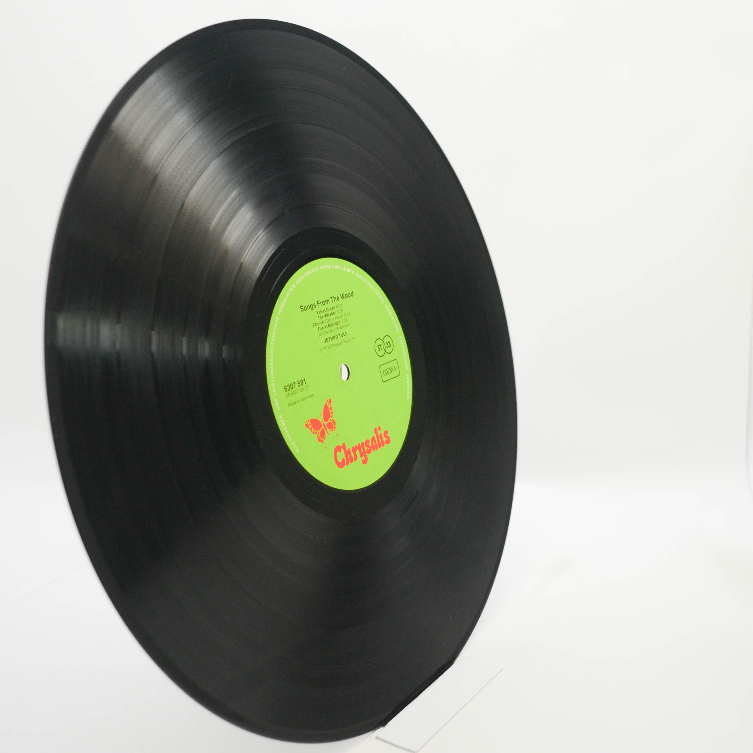 Jethro Tull — Songs From The Wood, 1977