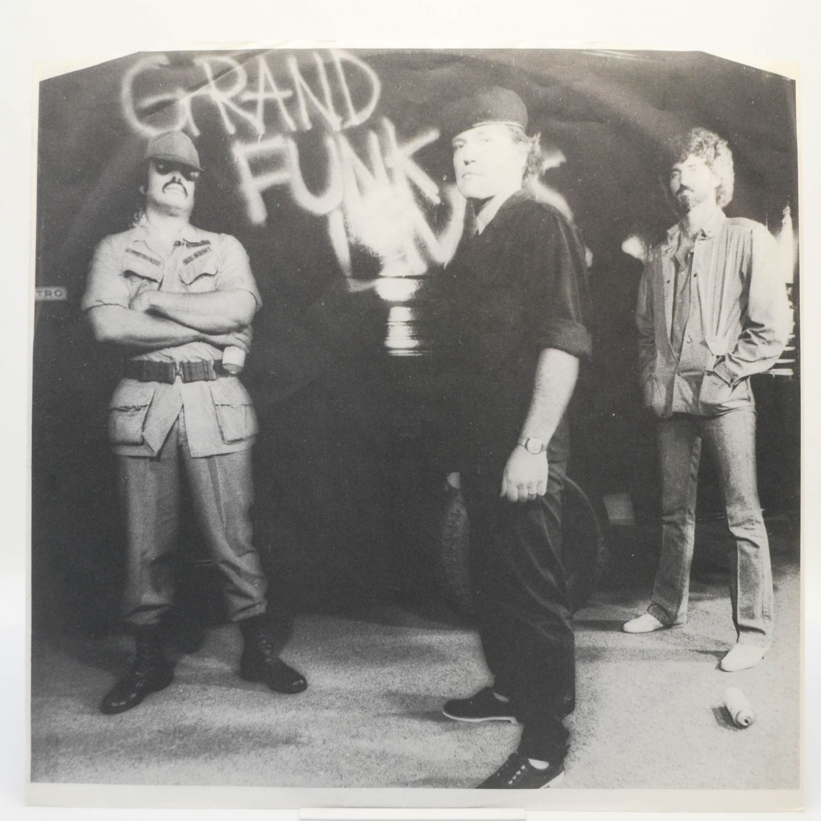 Виниловая пластинка Grand Funk Railroad — Grand Funk Lives, 1981
