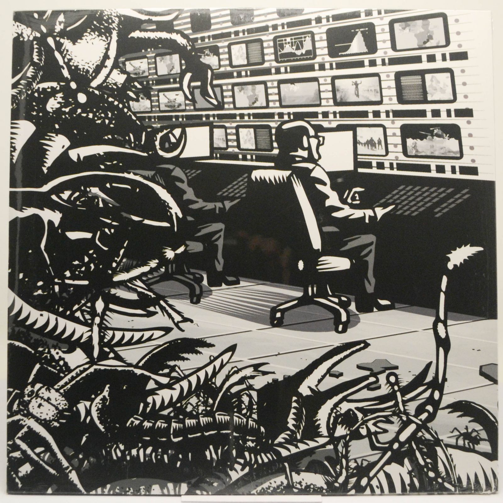 Виниловая пластинка Massive Attack V. Mad Professor Part II (Mezzanine Remix Tapes '98), 2019