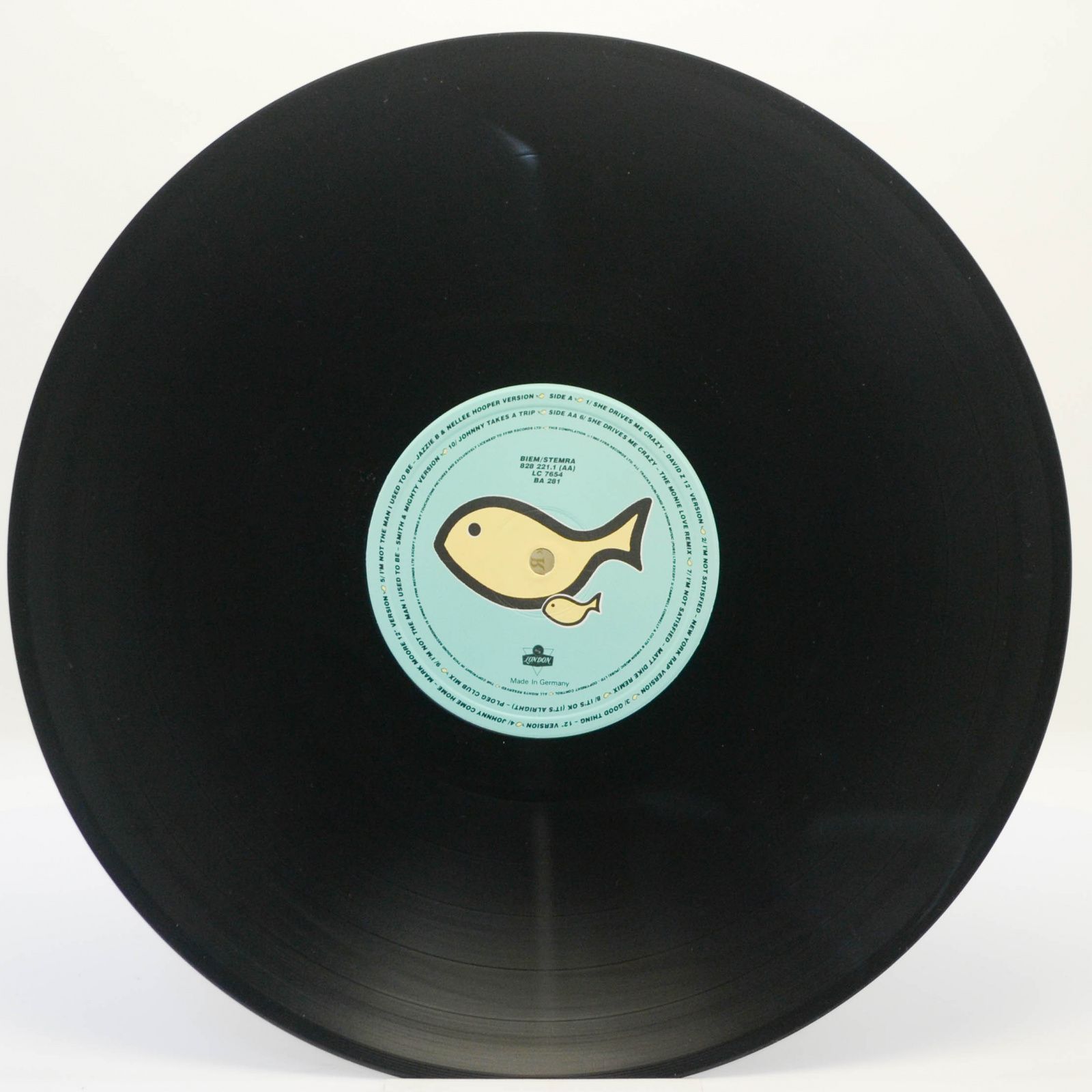 Виниловая пластинка FYC — The Raw & The Remix, 1990