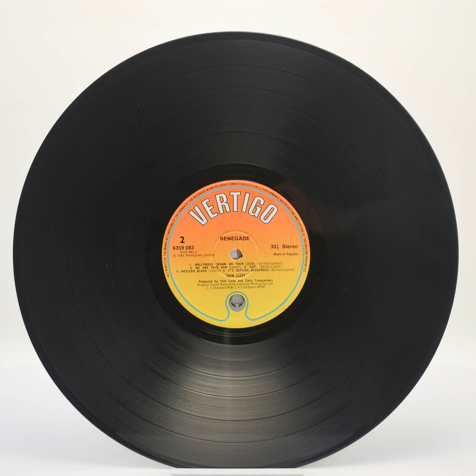 Виниловая пластинка Thin Lizzy — Renegade (1-st, UK), 1981