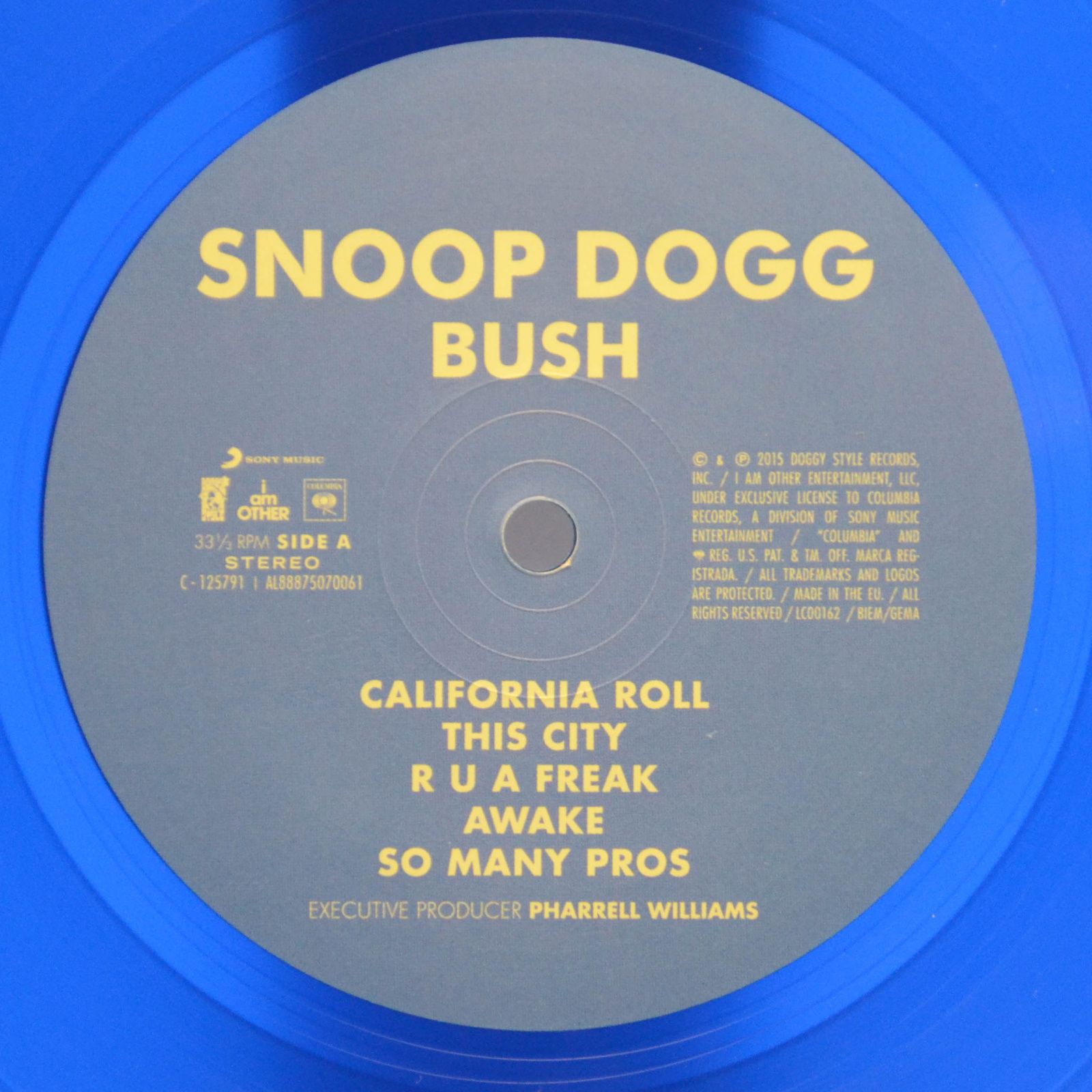 Snoop Dogg — Bush, 2015