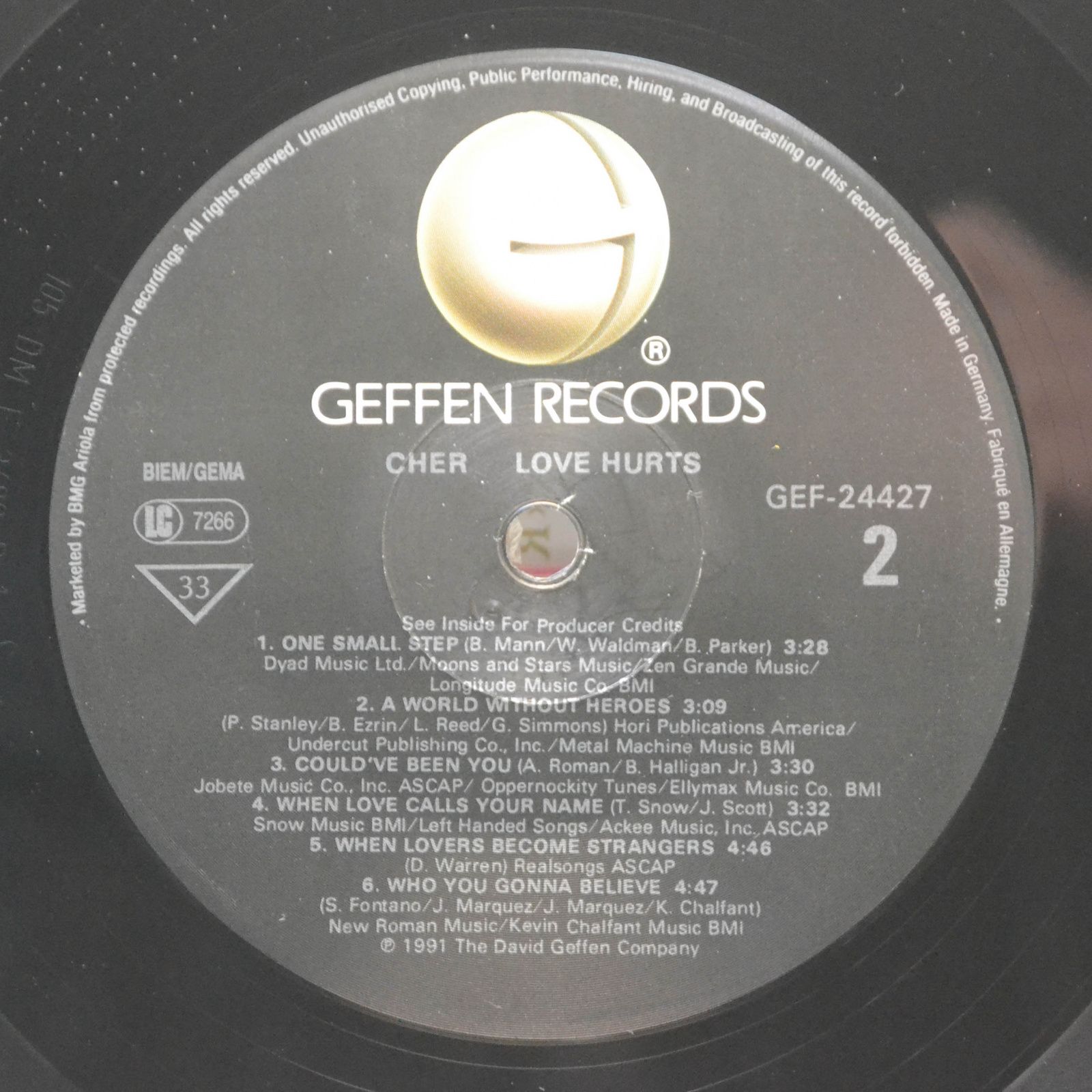 Cher — Love Hurts, 1991