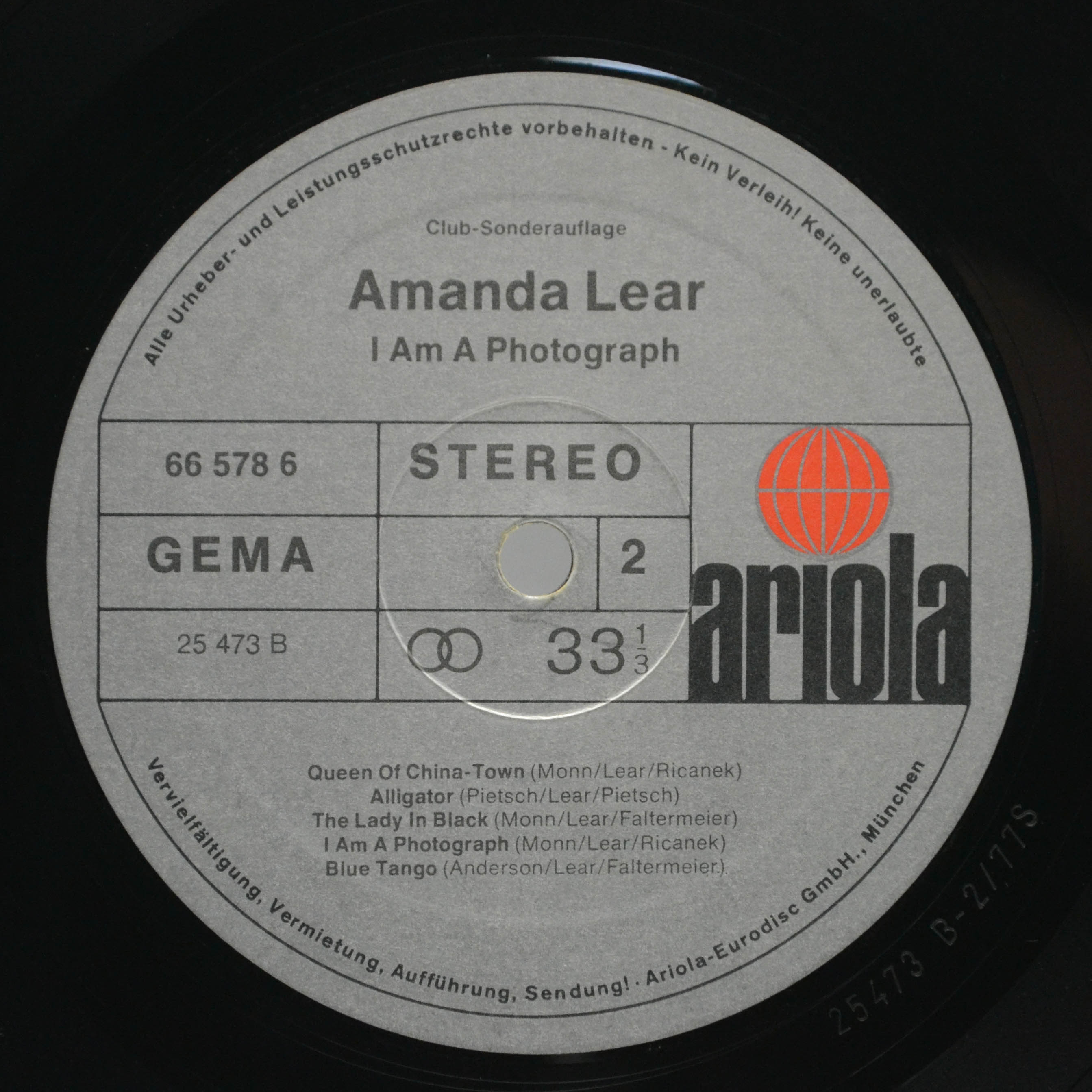 Виниловая пластинка Amanda Lear — I Am A Photograph, 1977
