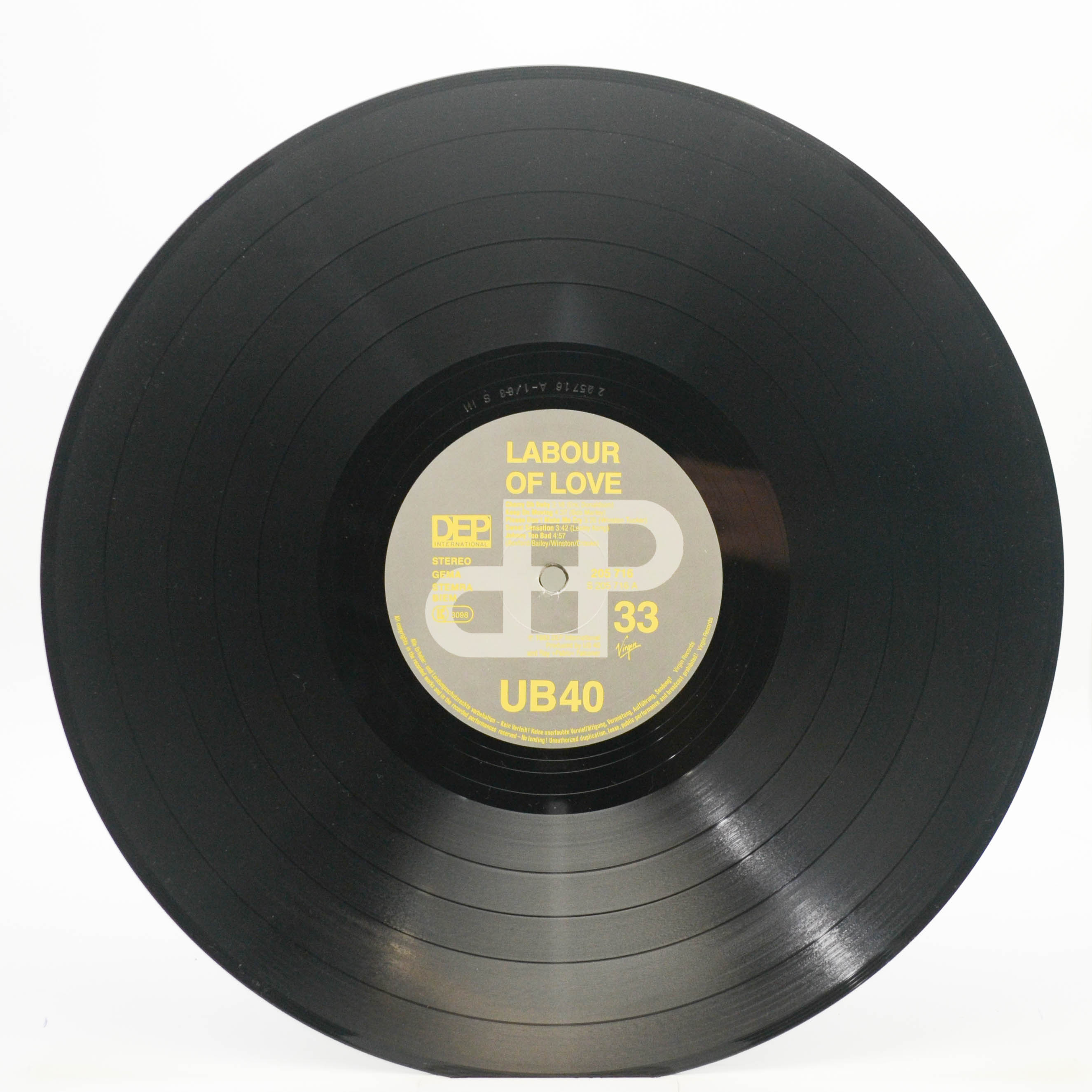 Виниловая пластинка UB40 — Labour Of Love, 1983