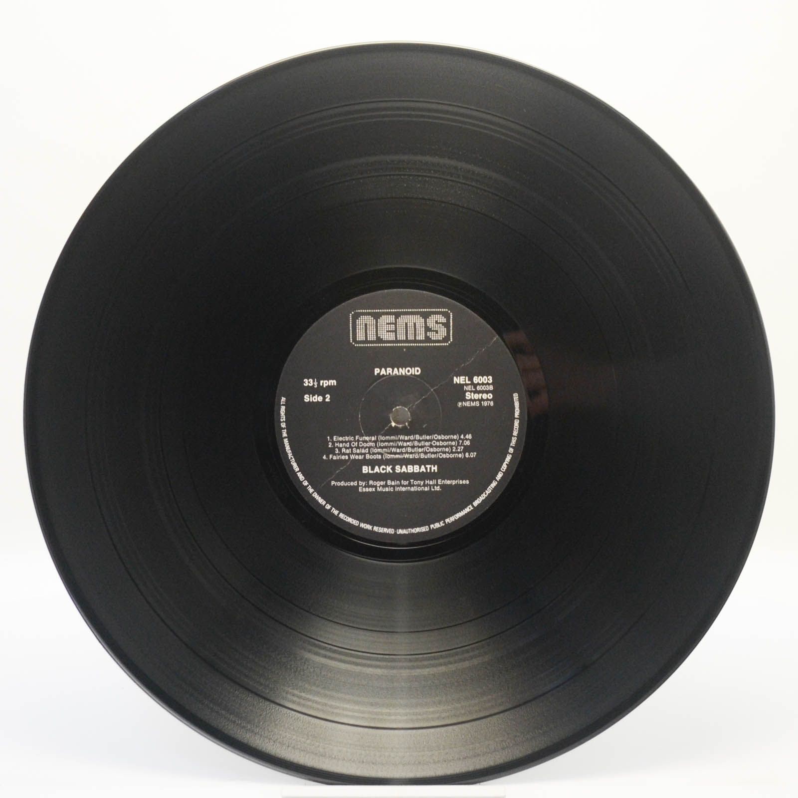 Black Sabbath — Paranoid (UK), 1970