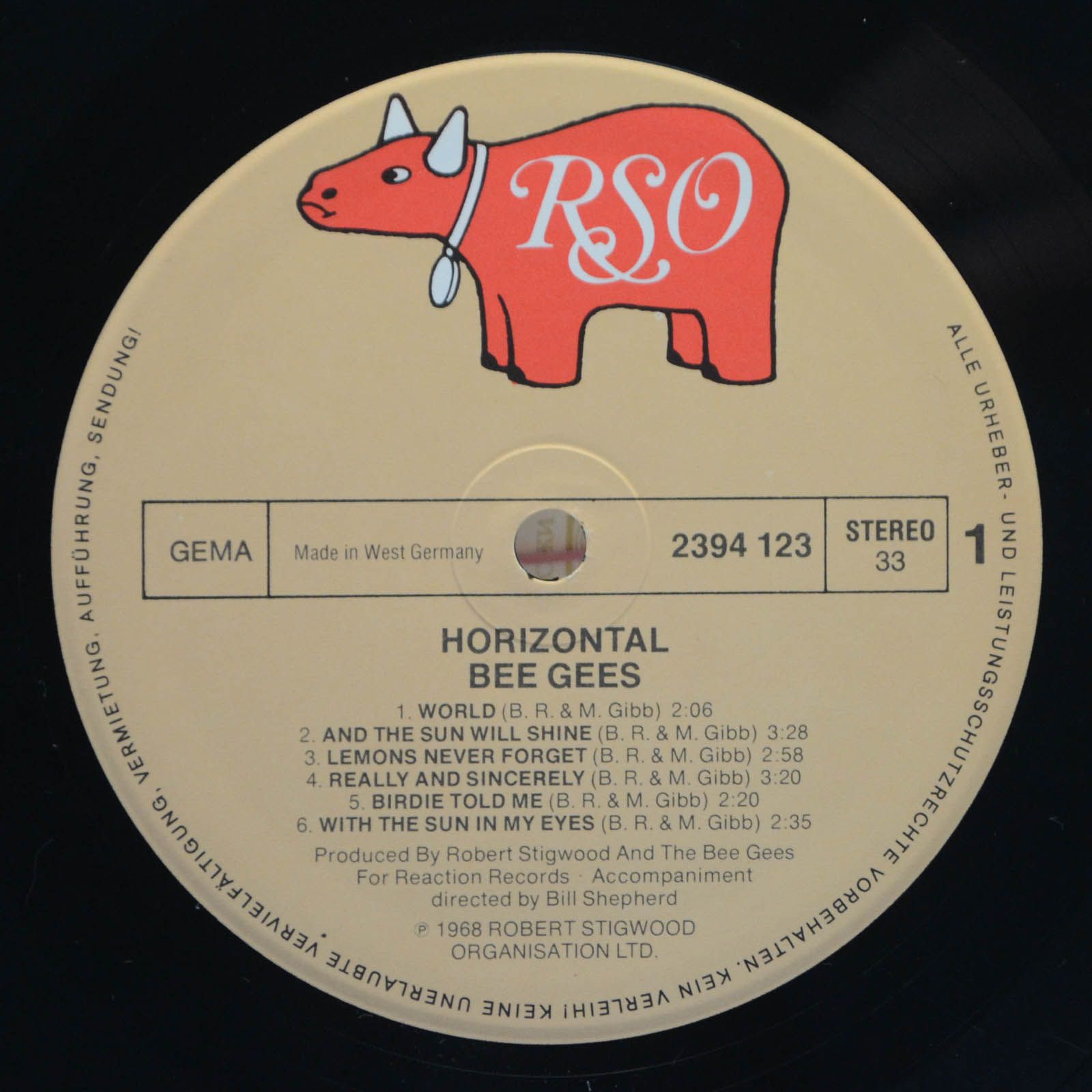 Bee Gees — Horizontal, 1968