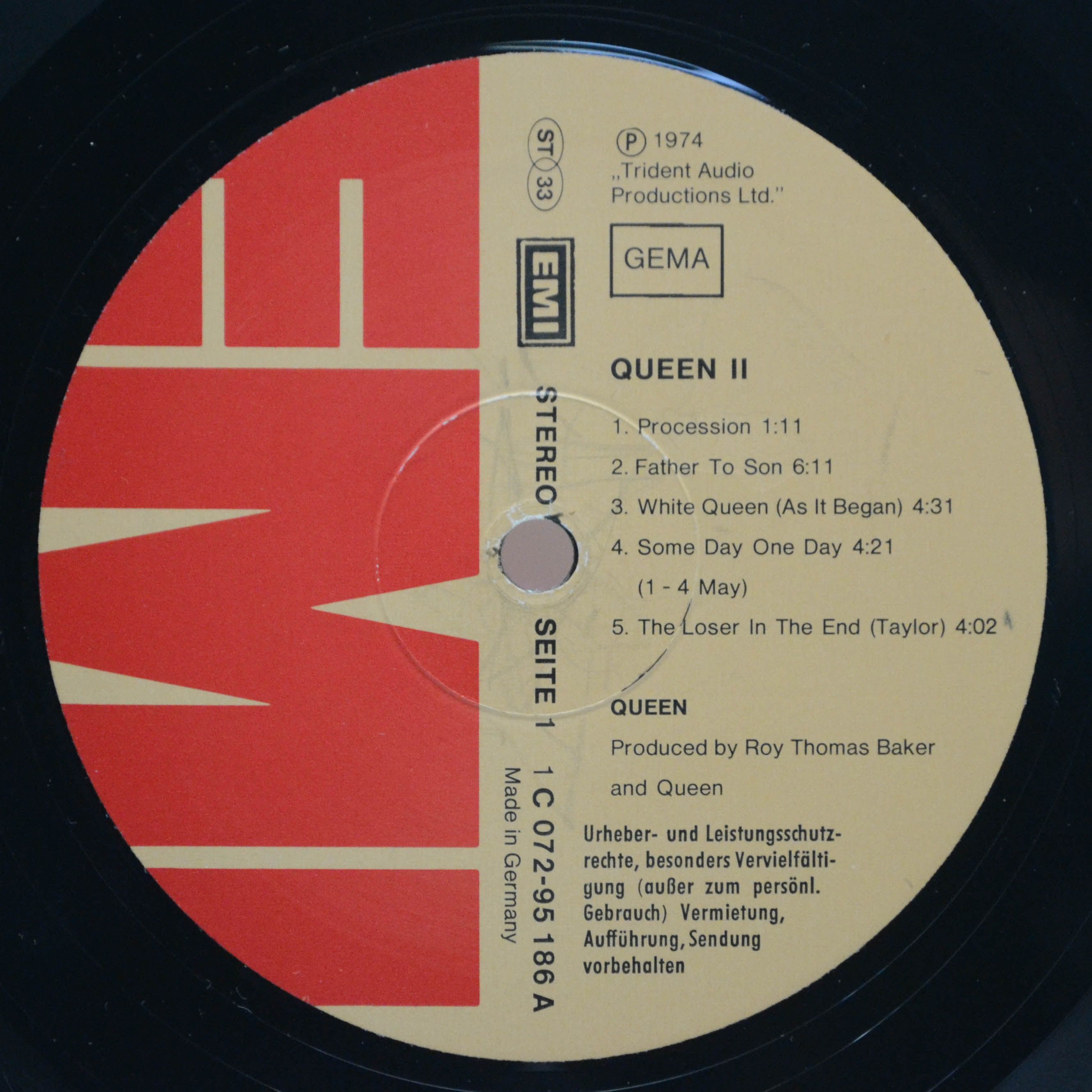 Queen — Queen II, 1974