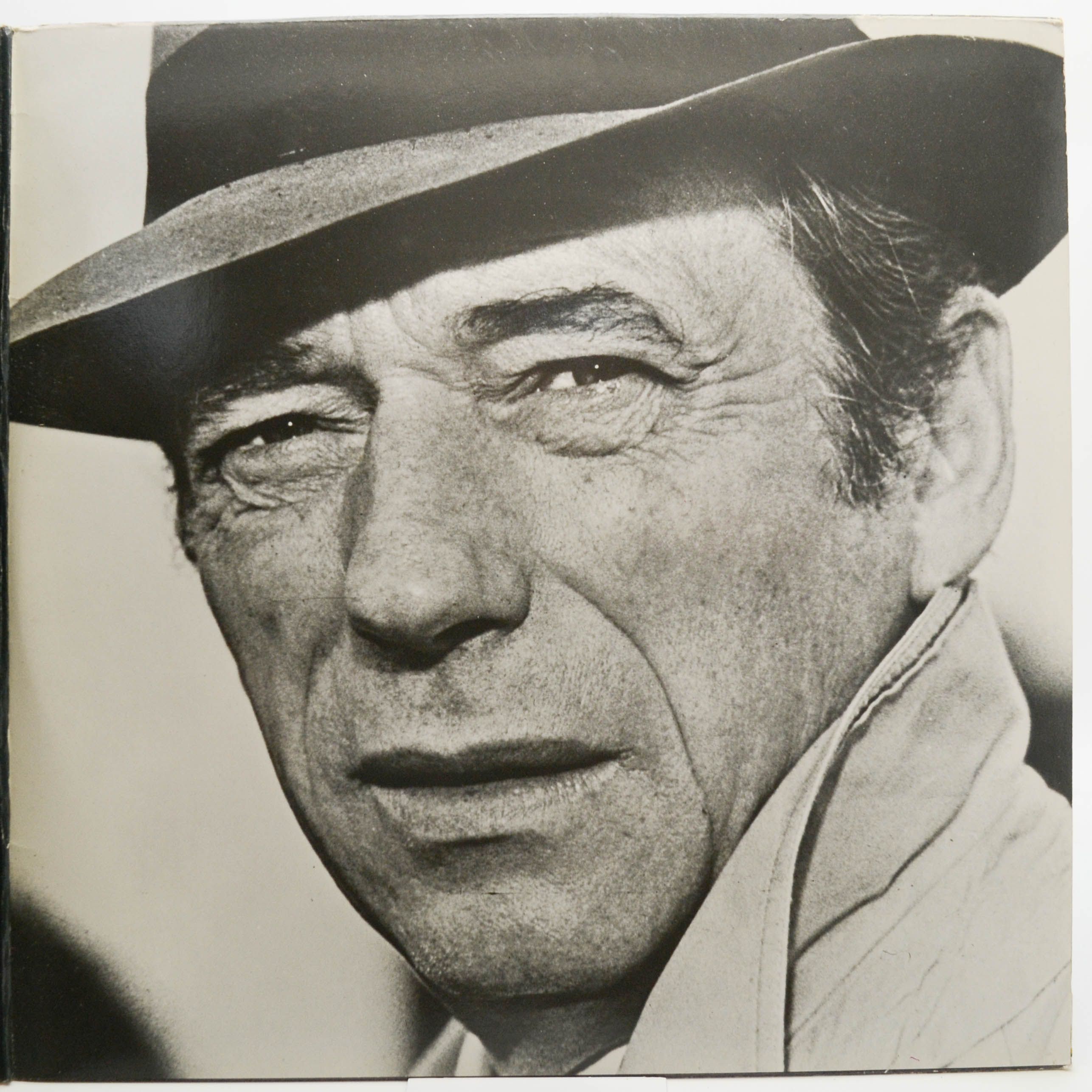 Yves Montand — Dis-Moi Jo (2LP, France), 1974