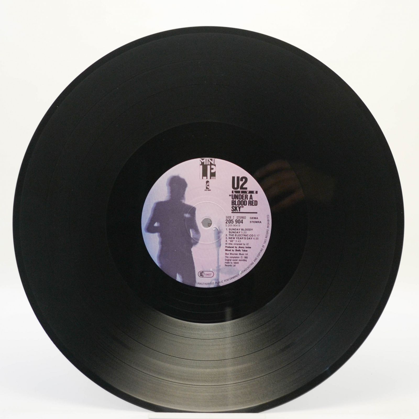 U2 — Under A Blood Red Sky (Live), 1983