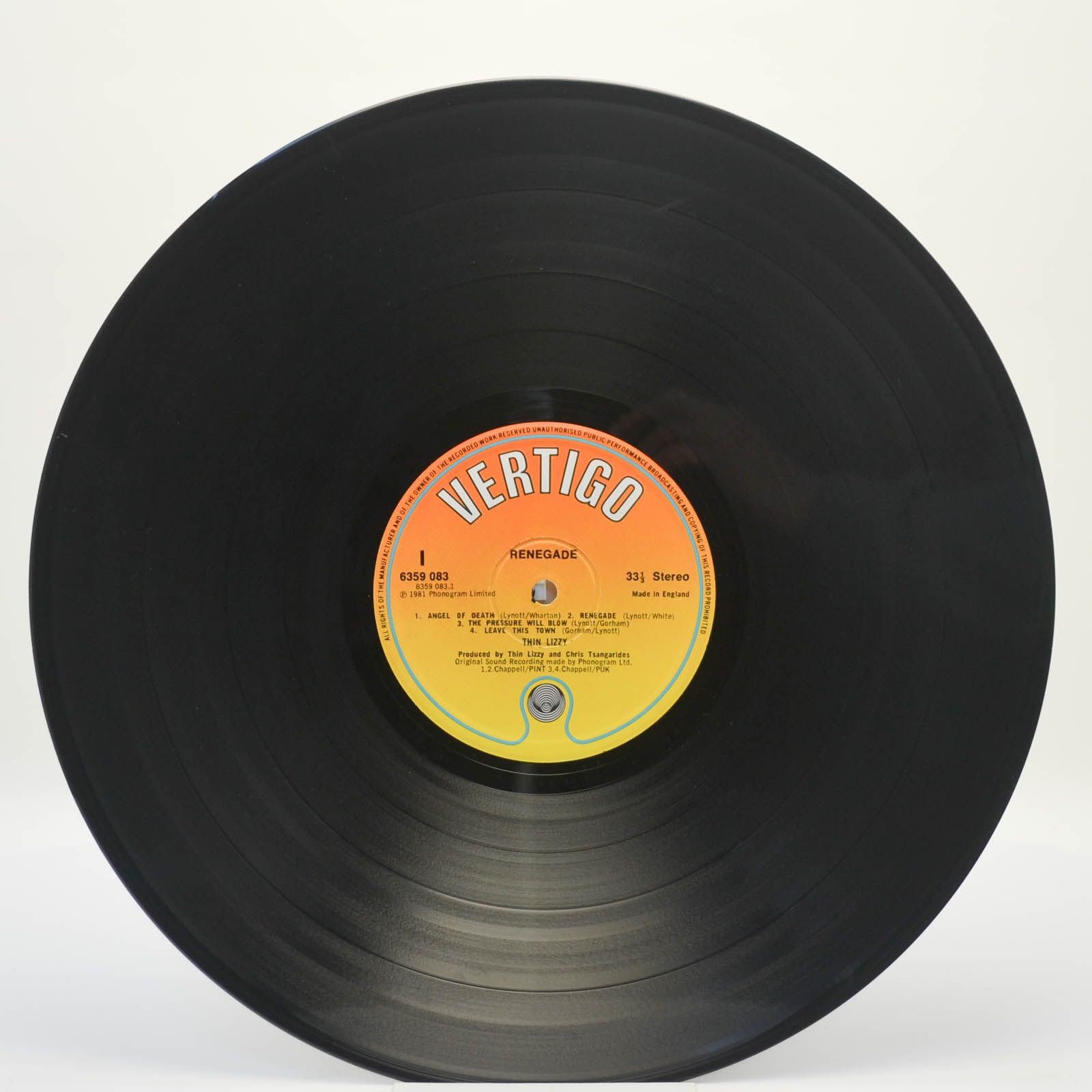 Виниловая пластинка Thin Lizzy — Renegade (1-st, UK), 1981