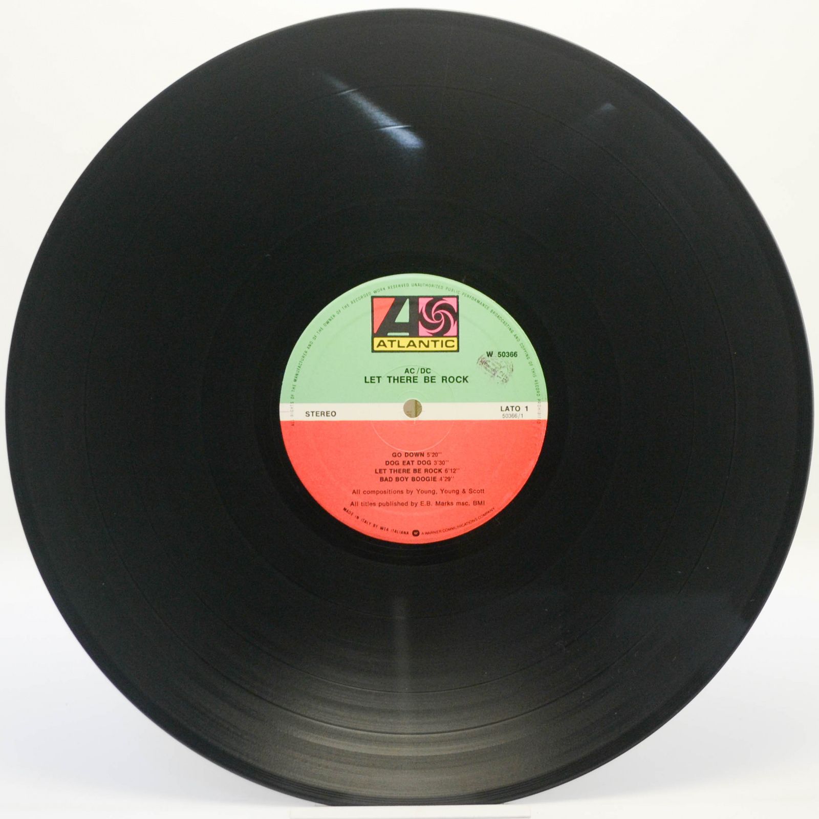Виниловая пластинка AC/DC — Let There Be Rock, 1977