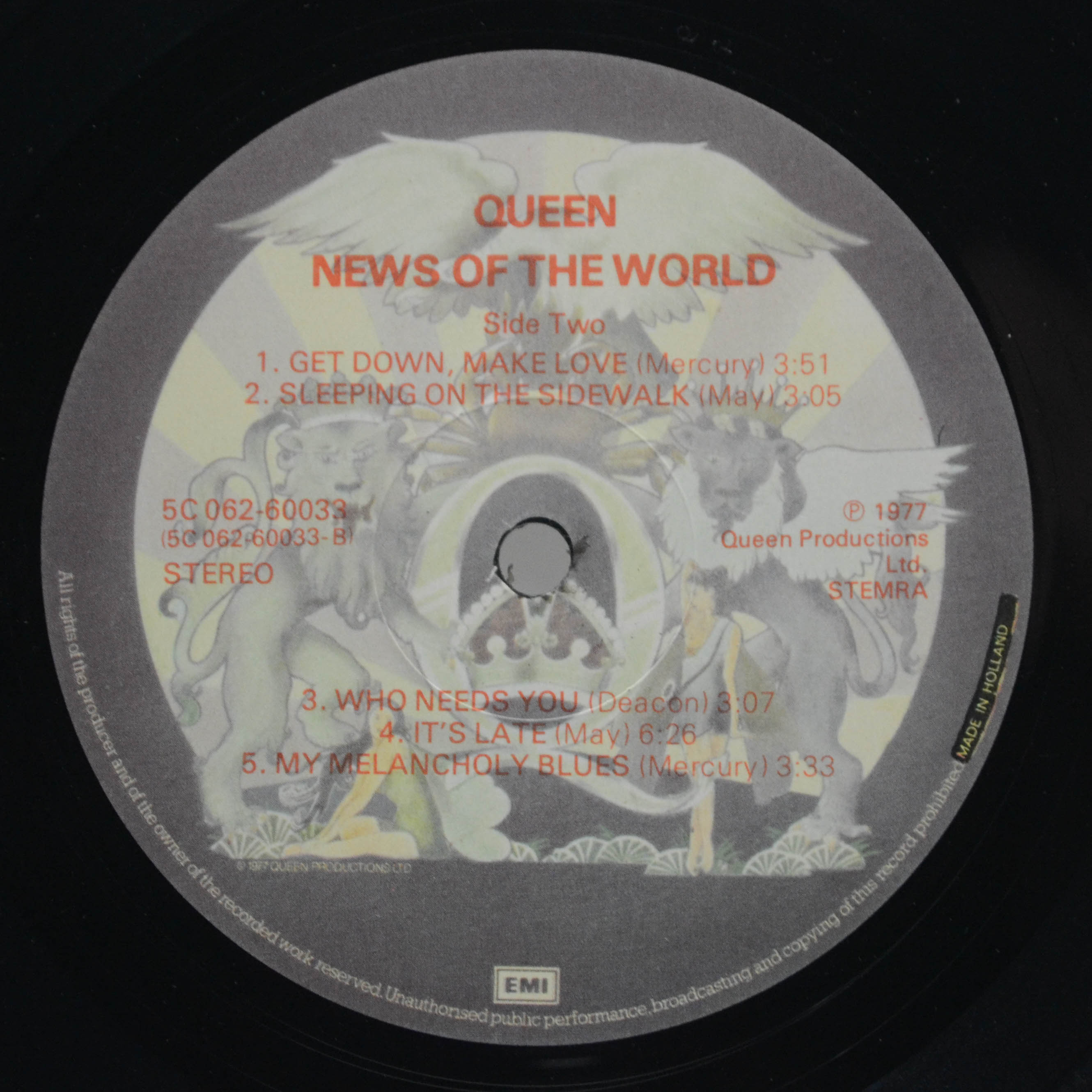 Queen — News Of The World, 1977