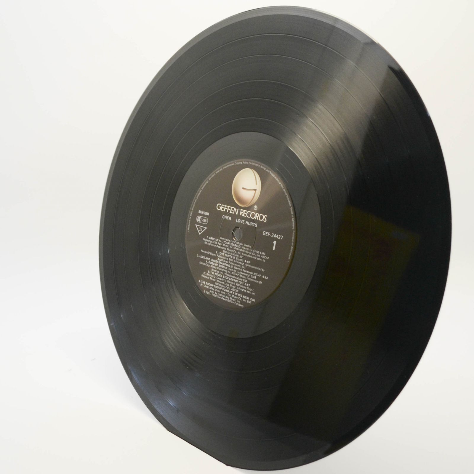 Cher — Love Hurts, 1991