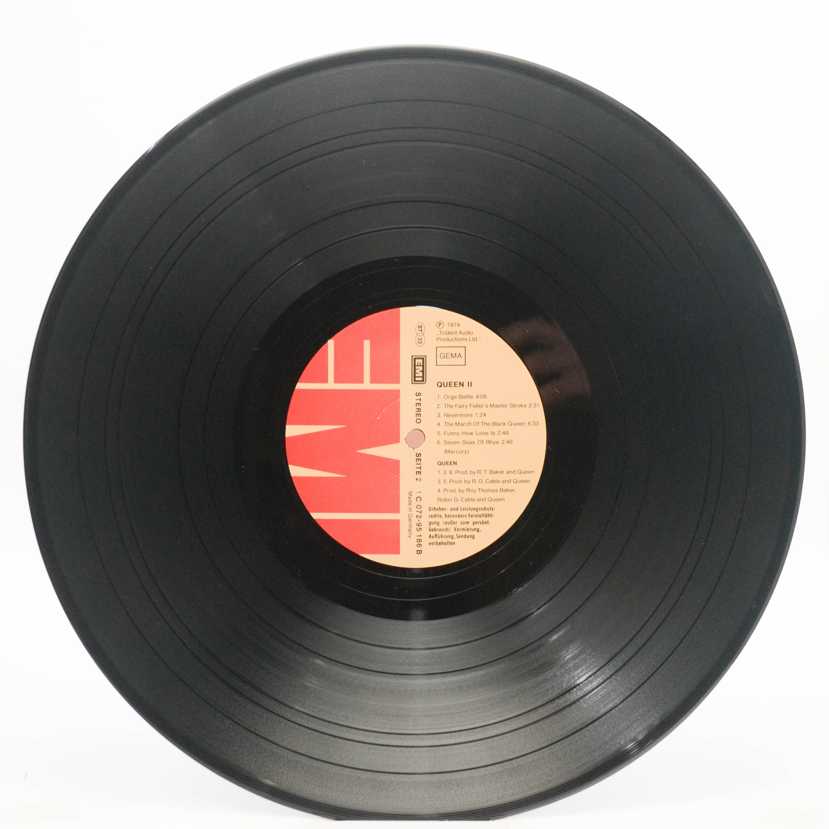 Queen — Queen II, 1974