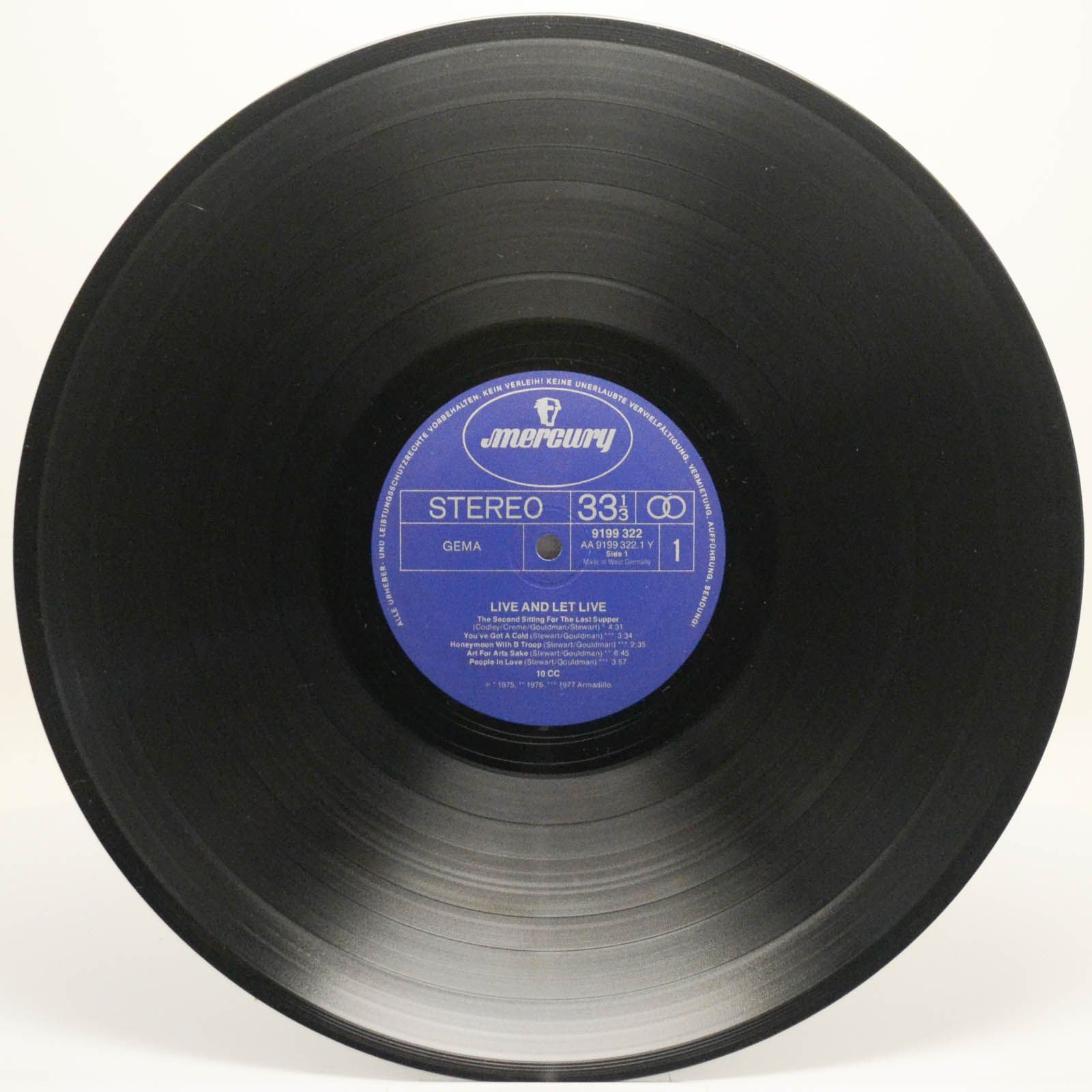 Виниловая пластинка 10cc — Live And Let Live (2LP), 1977