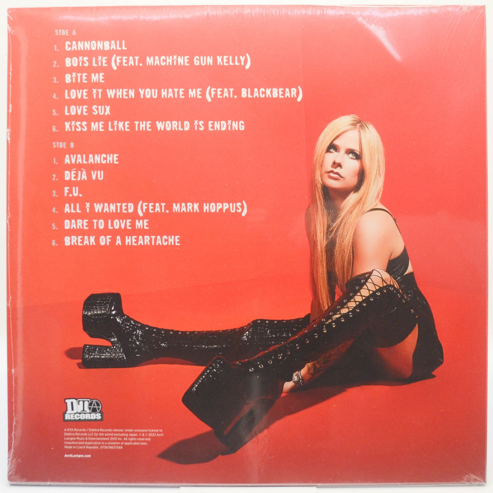 Виниловая пластинка Avril Lavigne — Love Sux, 2022